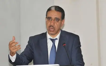 إصابة الوزير عزيز الرباح بكورونا