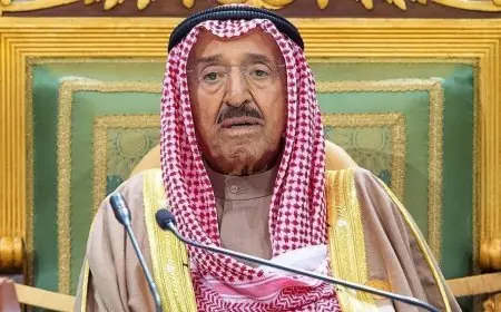 ترامب يمنح وسام الاستحقاق لأمير الكويت