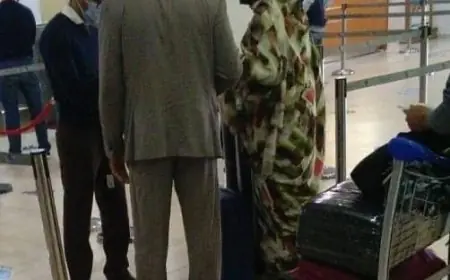 الانفصالية امينتو حيدر تغادر العيون في اتجاه لاس بالماس بعد شفائها من كورونا