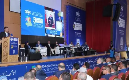 حزب البام: مناورات "الجيران" غير مفهومة وليست في صالح مستقبل شعوب المنطقة
