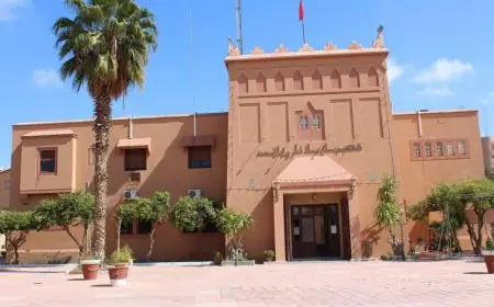 التوقيع على اتفاقية تمويل و انجاز مشروع تطهير السائل بمدينة تارودانت بكلفة اجمالية قدرها 30 مليار و 500 مليون سنتيم.