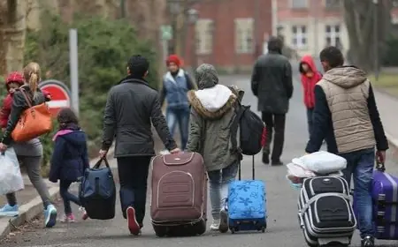 زعيم المعارضة الألمانية يدعو لطرد المهاجرين غير الشرعيين على الحدود