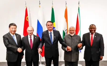 بلومبيرغ: جنوب افريقيا ترفض انضمام المغرب إلى مجموعة "بريكس"