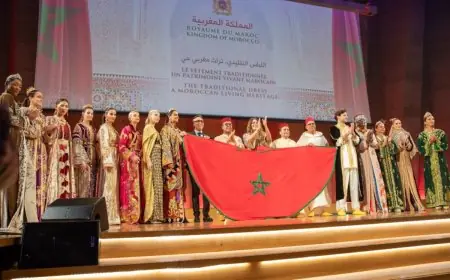 القفطان المغربي يتألق في باريس خلال عرض أزياء بمقر اليونسكو