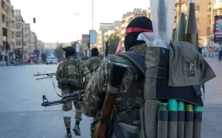 سوريا .. فصائل مسلحة تسيطر على مدينة حلب