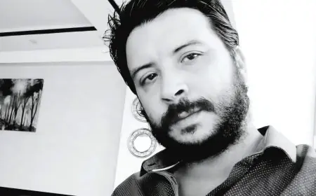 وفاة أسامة الخليفي أحد نشطاء حركة 20 فبراير بعد معاناة مع المرض
