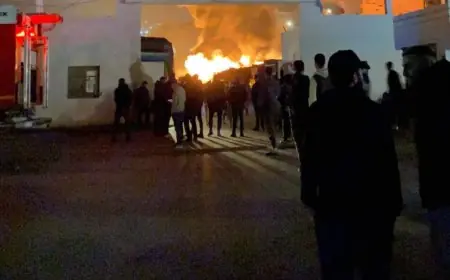 اندلاع حريق مهول بسوق الجملة بتطوان