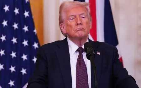 الرئيس الأميركي دونالد ترامب يعلن البدء في توجيه ضربات عسكرية للحوثيين في اليمن