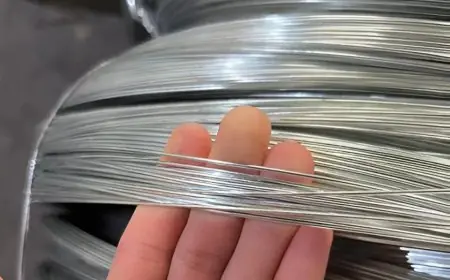 أسلاك مجلفنة من مصر والإمارات تهيمن على السوق المغربية.. ووزارة مزور تفتح تحقيقا