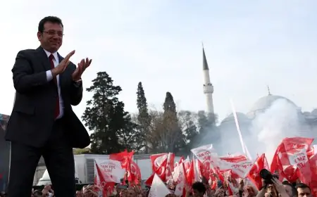 احتجاجات في تركيا ونزول قيمة العملة بعد اعتقال رئيس بلدية إسطنبول