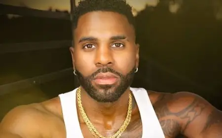 جايسون ديرولو يشعل أجواء مراكش في حفل فني خاص