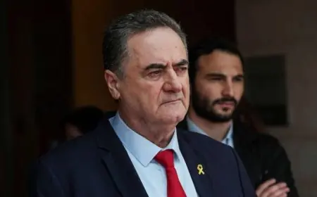 وزير الدفاع الإسرائيلي يتوعد إيران برد مدمر إذا تكررت الهجمات الصاروخية