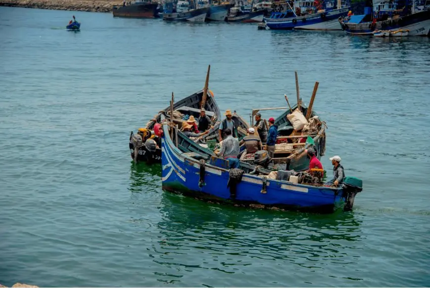 اختفاء قارب صيد بأكادير يكشف عملية تهريب مهاجرين نحو جزيرة لانزاروت الإسبانية