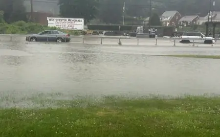 فيضانات عارمة تجتاح نيويورك ونيوجيرزي وتشل حركة النقل