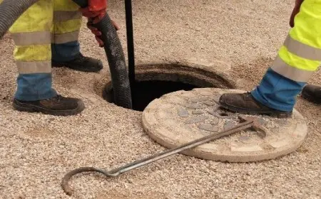 مصرع ثلاثة أشقاء داخل حفرة للصرف الصحي ببنسليمان