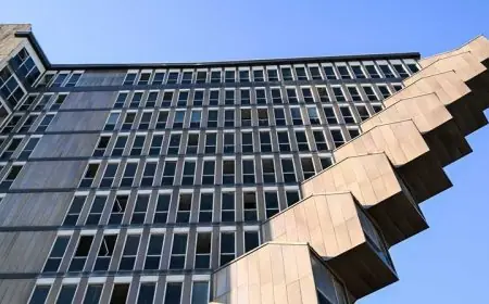 تفكيك فندق البحيرة بالعاصمة التونسية بعد فشل محاولات الحفاظ عليه