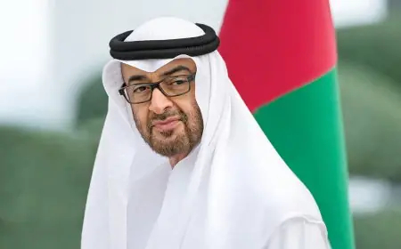 رئيس دولة الإمارات يهنئ الملك محمد السادس بكأس العالم للشباب