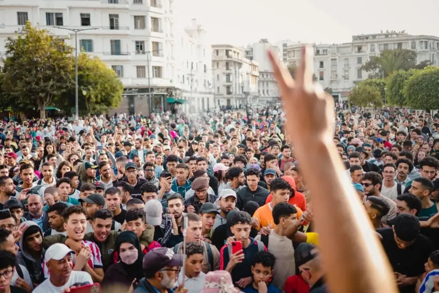 حركة "GenZ212" تعلن توقف احتجاجاتها مؤقتا