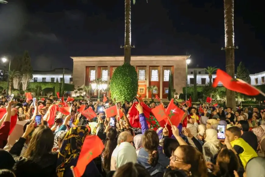 الاحتفالات تعم أرجاء المملكة بعد دعم المجتمع الدولي لمبادرة الحكم الذاتي بالصحراء المغربية