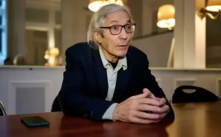 بوعلام صنصال يعود إلى فرنسا بعد الإفراج عنه من سجن بالجزائر