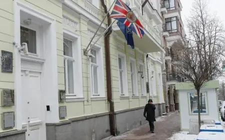 السفارة البريطانية تحذر المغاربة من تقديم وثائق مزيفة في طلبات التأشيرة