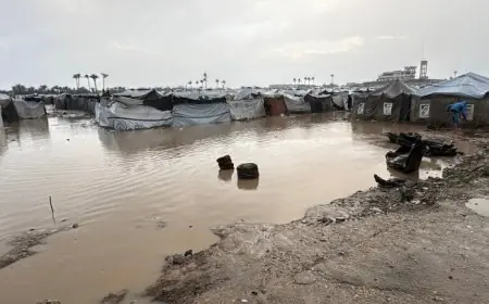 وفاة 11 شخصا في غزة بسبب البرد والفيضانات