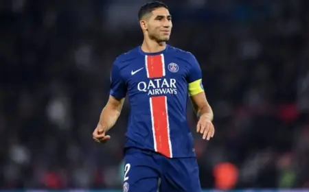 أشرف حكيمي يتوج ضمن التشكيلة المثالية للفيفا كأفضل ظهير أيمن