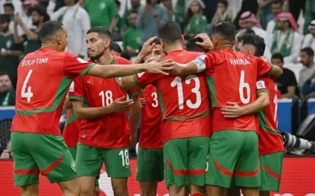 نهائي كأس العرب.. المنتخب المغربي بالقميص الأحمر والمنتخب الأردني بالقميص الأبيض