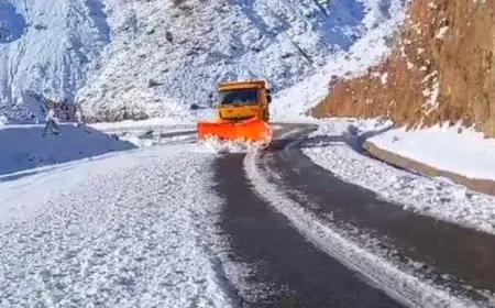 تاونات.. تعبئة شاملة لإزاحة الثلوج وتسهيل حركة السير