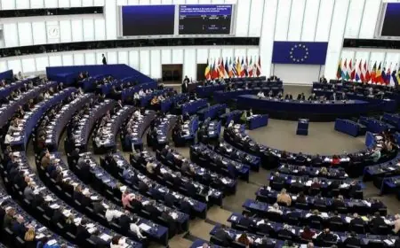 البرلمان الأوروبي يقرر تعليق الاتفاق التجاري مع الولايات المتحدة بعد تهديدات ترامب