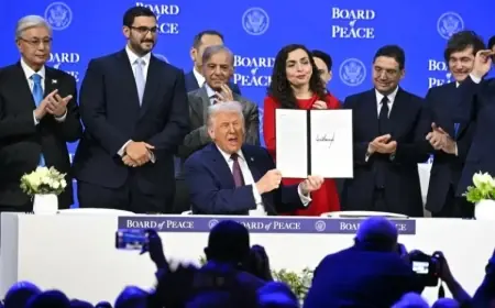 Le Maroc signe le pacte fondateur du Conseil de la paix lors du Forum de Davos