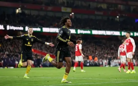 Premier League : Manchester United renverse Arsenal dans un match spectaculaire (3-2)