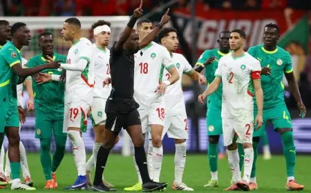 الكاف يصدر عقوباته على منتخب السنغال والمنتخب المغربي بشأن أحداث نهائي كأس إفريقيا