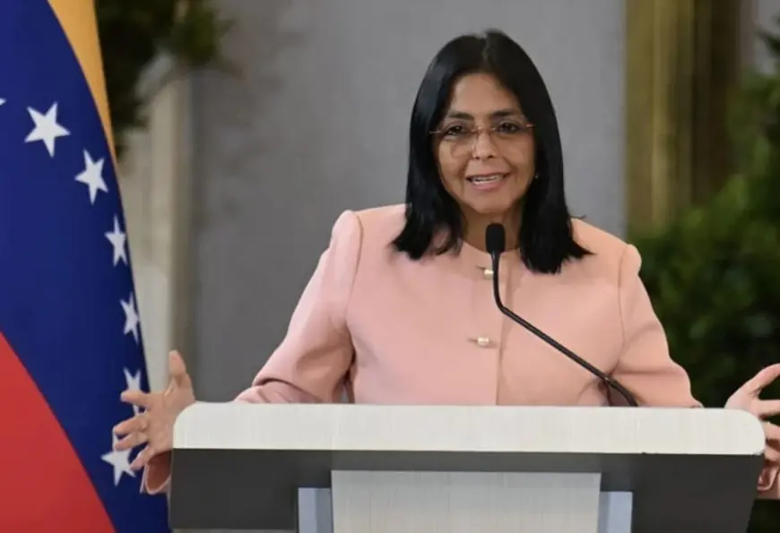 نائبة الرئيس "ديلسي رودريغيز" تتولى رئاسة فنزويلا مؤقتًا