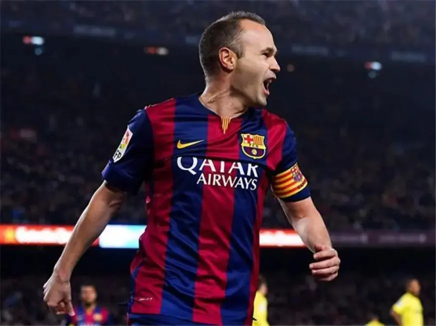 Iniesta assiste à la finale de la CAN à Rabat dans un contexte d’intérêt marocain pour son intégration au projet footballistique