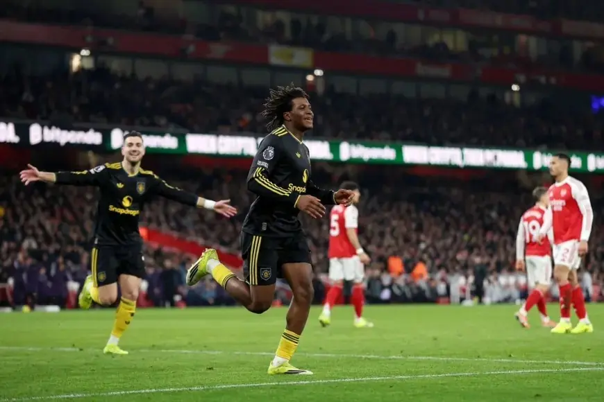Premier League : Manchester United renverse Arsenal dans un match spectaculaire (3-2)