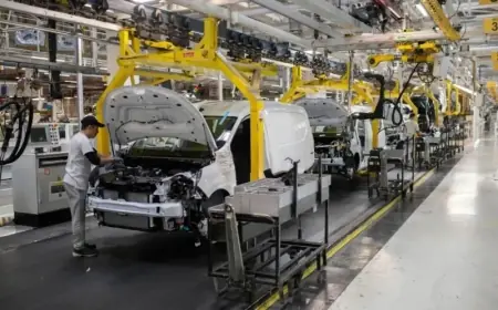 Baisse des exportations automobiles et aggravation du déficit commercial au Maroc en 2025