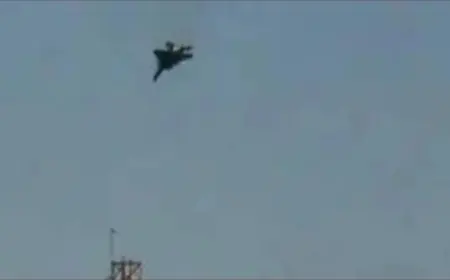 بعد موجة هجمات جديدة لإيران.. الكويت تعلن سقوط طائرات حربية أمريكية