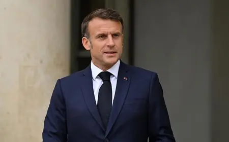 ماكرون يجري محادثات مع ترامب والرئيس الإيراني