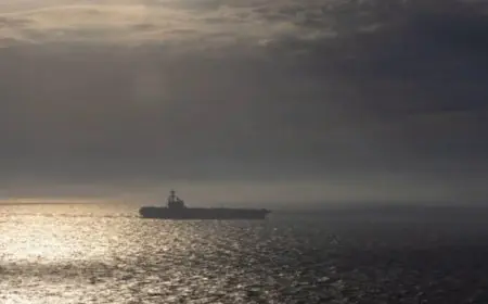 واشنطن تؤمن عبور ناقلة نفط في مضيق هرمز