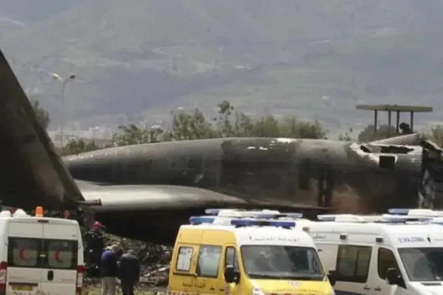 قتيلان في حادث تحطم طائرة نقل عسكرية للجيش الجزائري قرب قاعدة بوفاريك