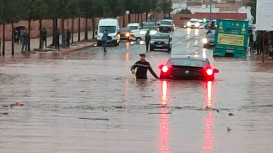 أمطار رعدية غزيرة تغرق شوارع خنيفرة وتخلف خسائر مادية