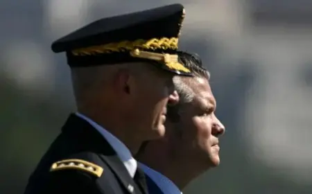 بأمر من هيغسيث.. إقالة رئيس أركان الجيش الأمريكي لضمان التوافق مع رؤية إدارة ترامب