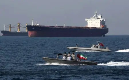 إيران تعلن إعادة إغلاق مضيق هرمز بشكل كامل