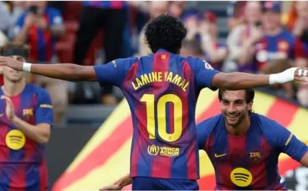 برشلونة يكتسح إسبانيول برباعية ويقترب من لقب الدوري الإسباني