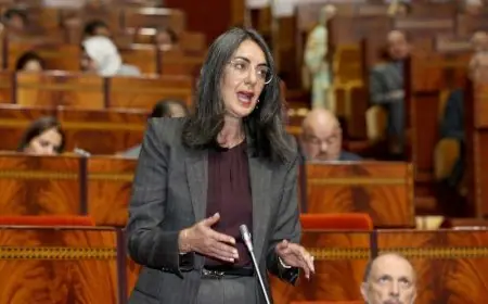 وزيرة الاقتصاد والمالية تؤكد اعتماد مقاربة اجتماعية ومسؤولة لمواجهة ارتفاع أسعار المحروقات