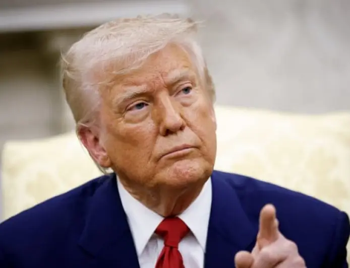 ترامب يهدد بـ"تدمير" إيران حال رفض اتفاقه الجديد في مفاوضات باكستان