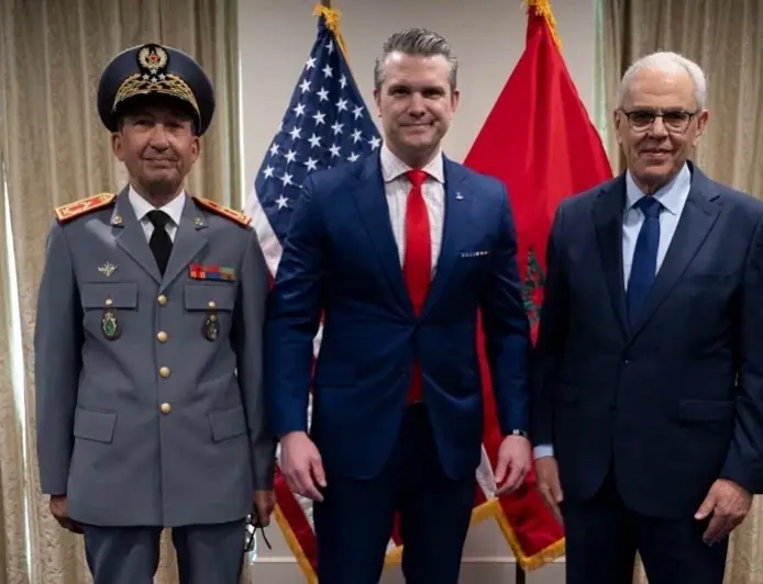 يضم لوديي وبريظ.. وزير الحرب الأمريكي يستقبل وفدا مغربيا هاما