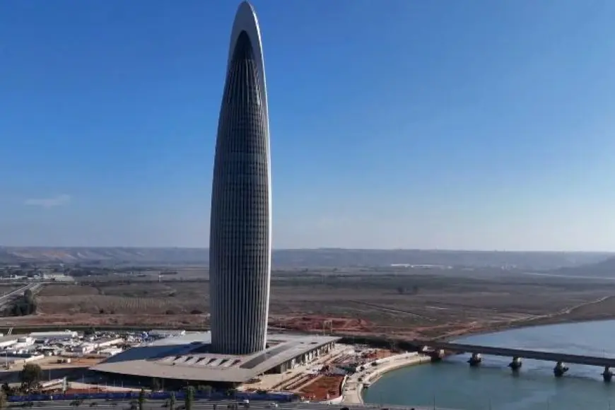 ولي العهد الأمير مولاي الحسن يترأس حفل افتتاح برج محمد السادس. المصدر 