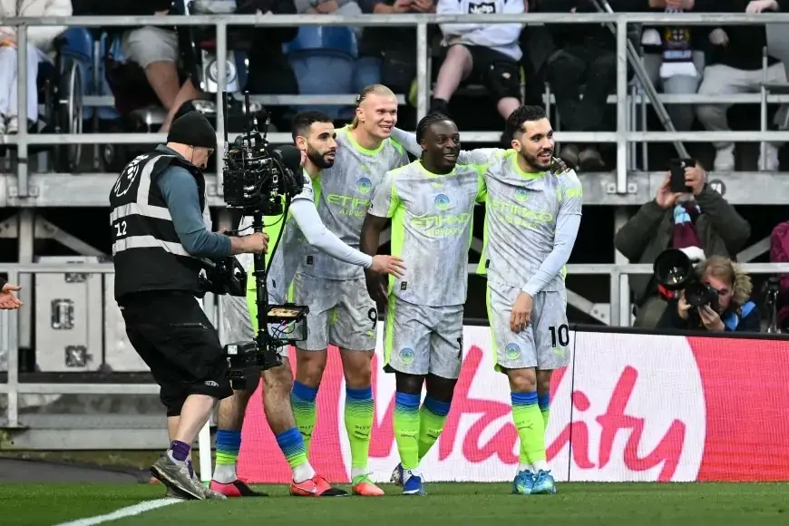 Manchester City s’empare de la tête de la Premier League après sa victoire contre Burnley